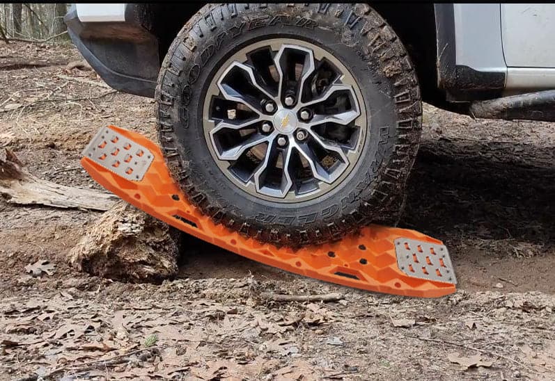 Prime Traction Boards with Replaceable Teeth & Steel Plate